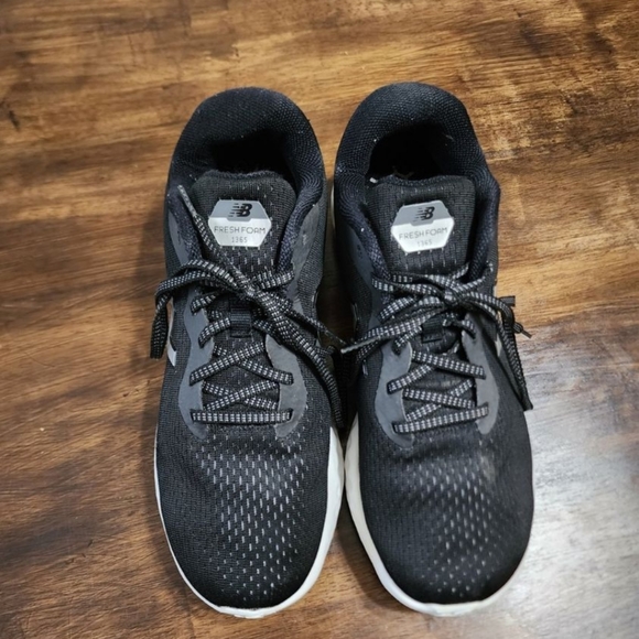 New Balance Fresh Foam 1365 V1 Mens size 10 - Picture 3 of 6